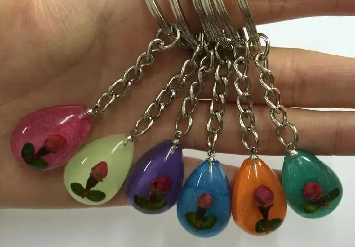 50 PCS Real Rose flower bud Drop Specimen Super Key Chain Stylish Valentines