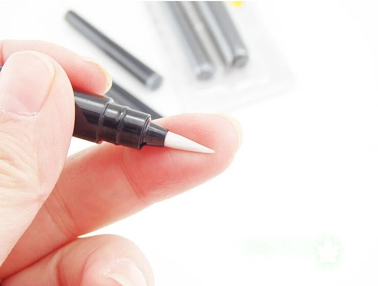 Япония Pentel многоразовая ручка-Кисть ручка-кисть для каллиграфии+ 2 черных картриджа для дизайна мультфильмов рисунок(XGFKP-A