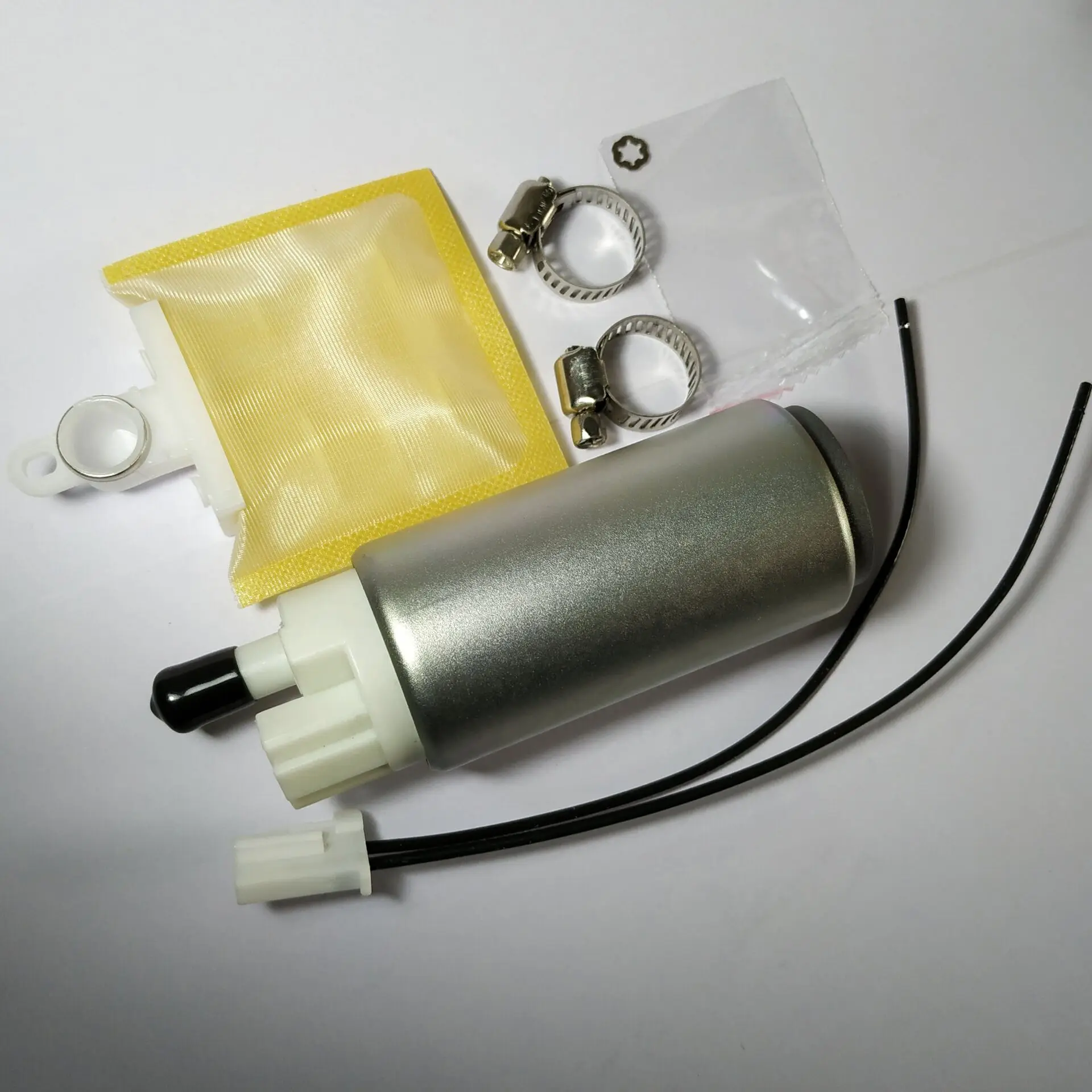 Топливный насос с фильтром UCT30 UC T30 для Suzuki GSR600 GSR 600 GSXR600 GSX R600 15100 57B01 80C01 01рог