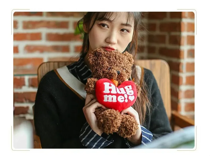 Hug Me плюшевый мишка плюшевые игрушки держащие любовь сердце Ted Bear мягкие куклы
