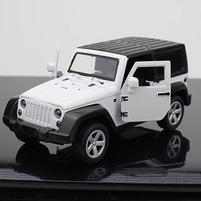Type 2 Внедорожный трансформер Jeep Wrangler Diecasts& Toy Vehicles модель автомобиля с коллекцией автомобиля игрушки для мальчика Детский подарок на день рождения - Цвет: Type 2