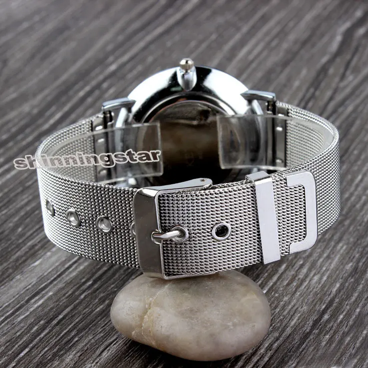 Серебряный Простой стиль черный металлический Железный сетчатый Ремешок Модные