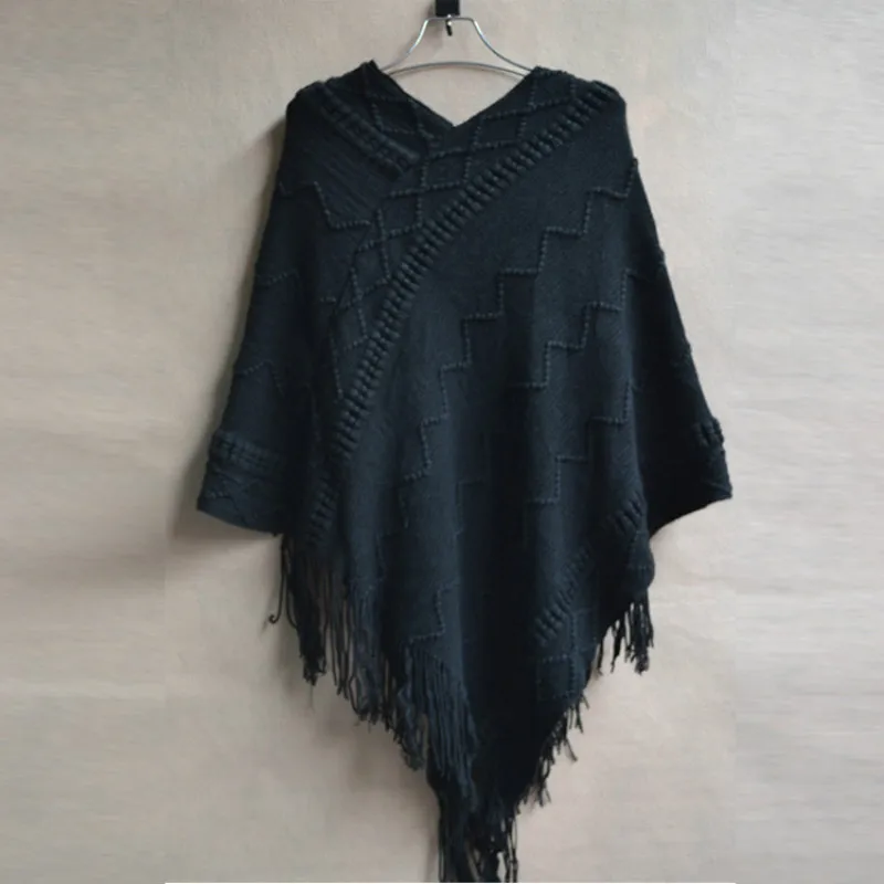 2019 New Women Knitt Poncho Capes Shawl Ladies Tassel Cardigan Coat Streetwear Tops British Style Winter Fashion Pashmina Scarf |