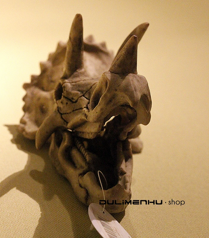 Креативная индивидуальность украшения из смолы голова Юрского дракона