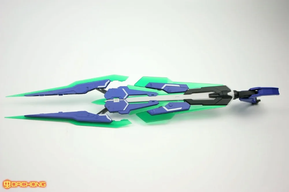 Модельные фанаты MB moshow KungFuModel WARRIORTOYS gundam OOQ Quanta высокого качества содержат светодиодная световая игрушка фигурка