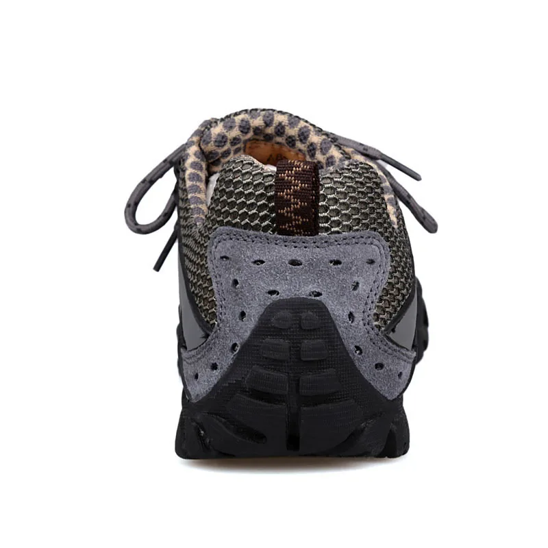 Кроссовки мужские из натуральной кожи на нескользящей подошве |