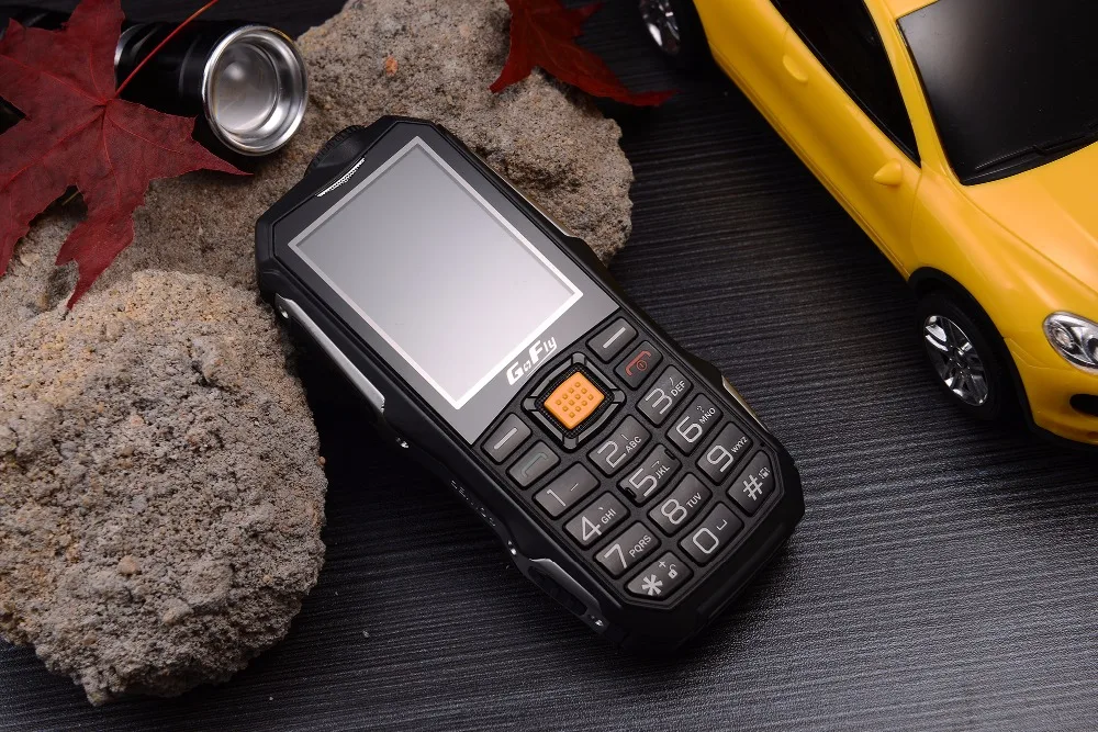 GOFLY F7000 русский арабский противоударный SOS фонарик 6800 мАч Батарея долгого ожидания Мощность мобильного банка для телефона или фонарика FM сотовый P069