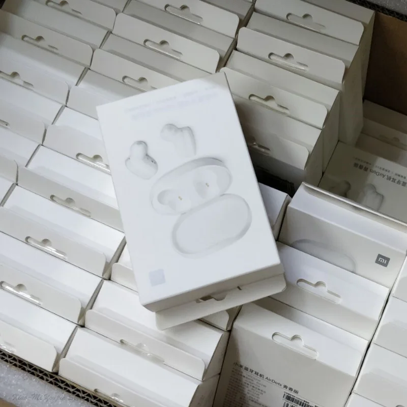 Spot 2 шт Xiaom AirDots Bluetooth наушники с зарядным устройством коробка для хранения Молодежная версия стерео Бас BT 5,0 наушники AI управление