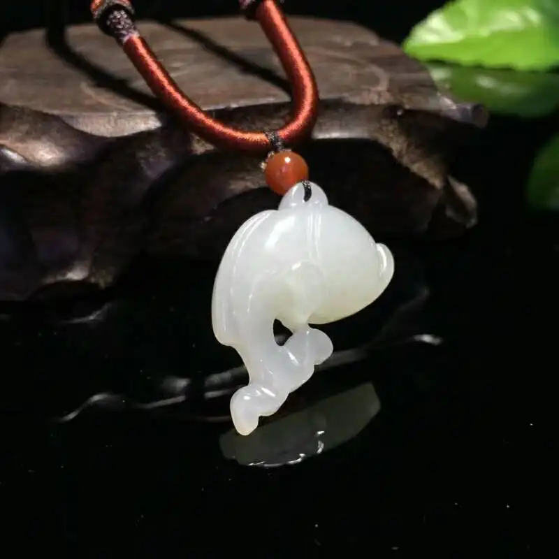 H16 # Hetian нефрит и воздушный Дельфин кулон