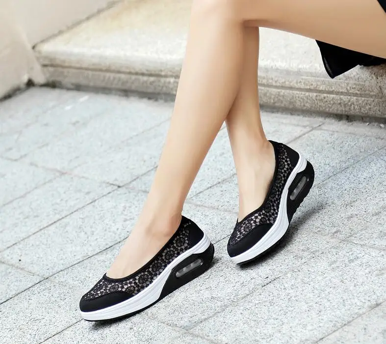 Женские кроссовки на плоской платформе дышащие сетчатые для бега женская обувь