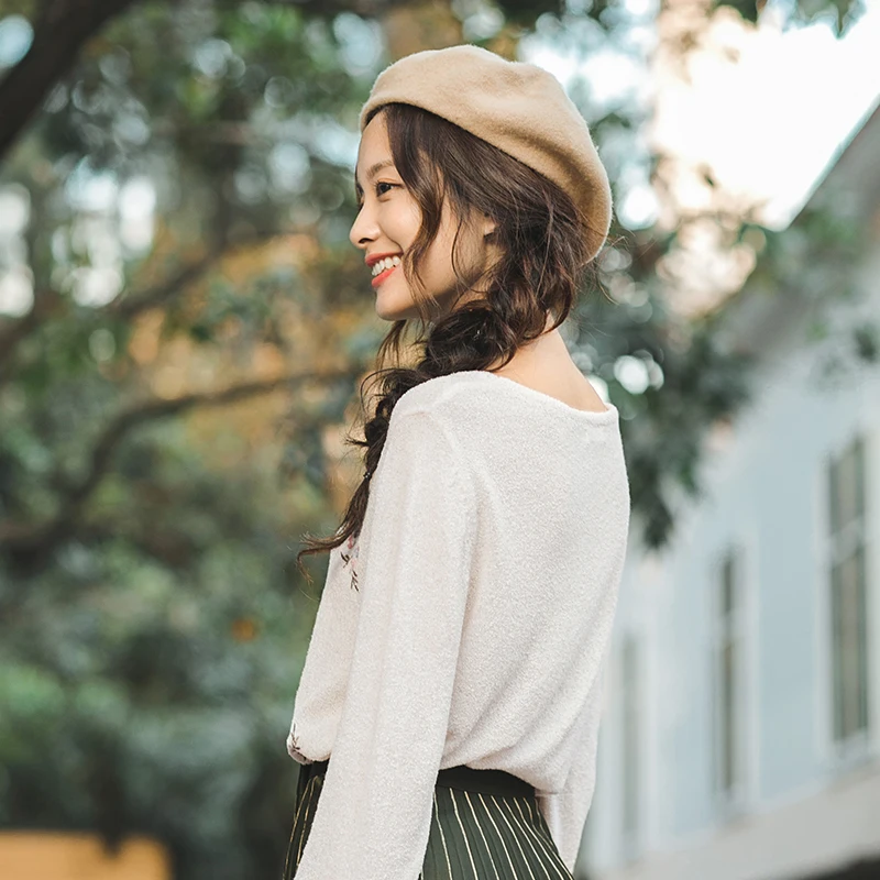 INMAN 2019 Autumn New Elegant Fresh Embroidered Fitted Lanterns Sleeves Long-sleeved Female Sweater | Женская одежда