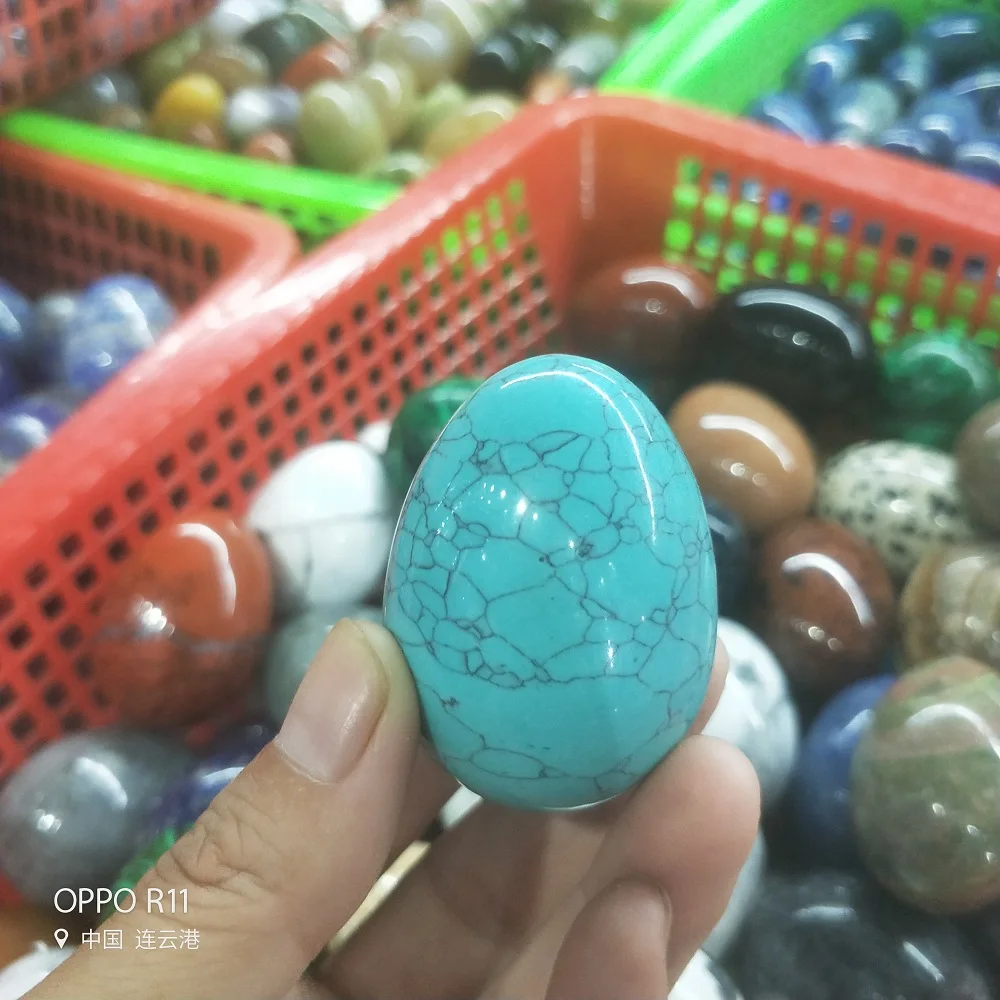 Натуральный кристаллический камень бирюзовая белая бирюза и малахит 1 шт.