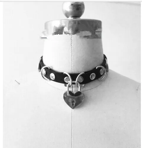 Белое готическое ожерелье из заклепок ручной работы в стиле панк Бесплатная