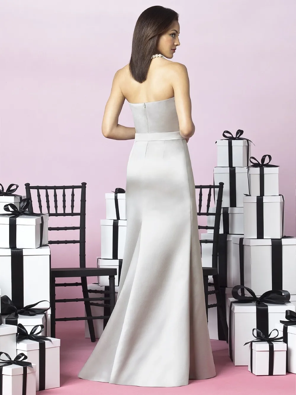 

Floor-Length Sleeveless Backless Sexy Bridesmaid Dresses Exquisite New Sweetheart Neckline Sliver Pleated Satin Gowns WE018