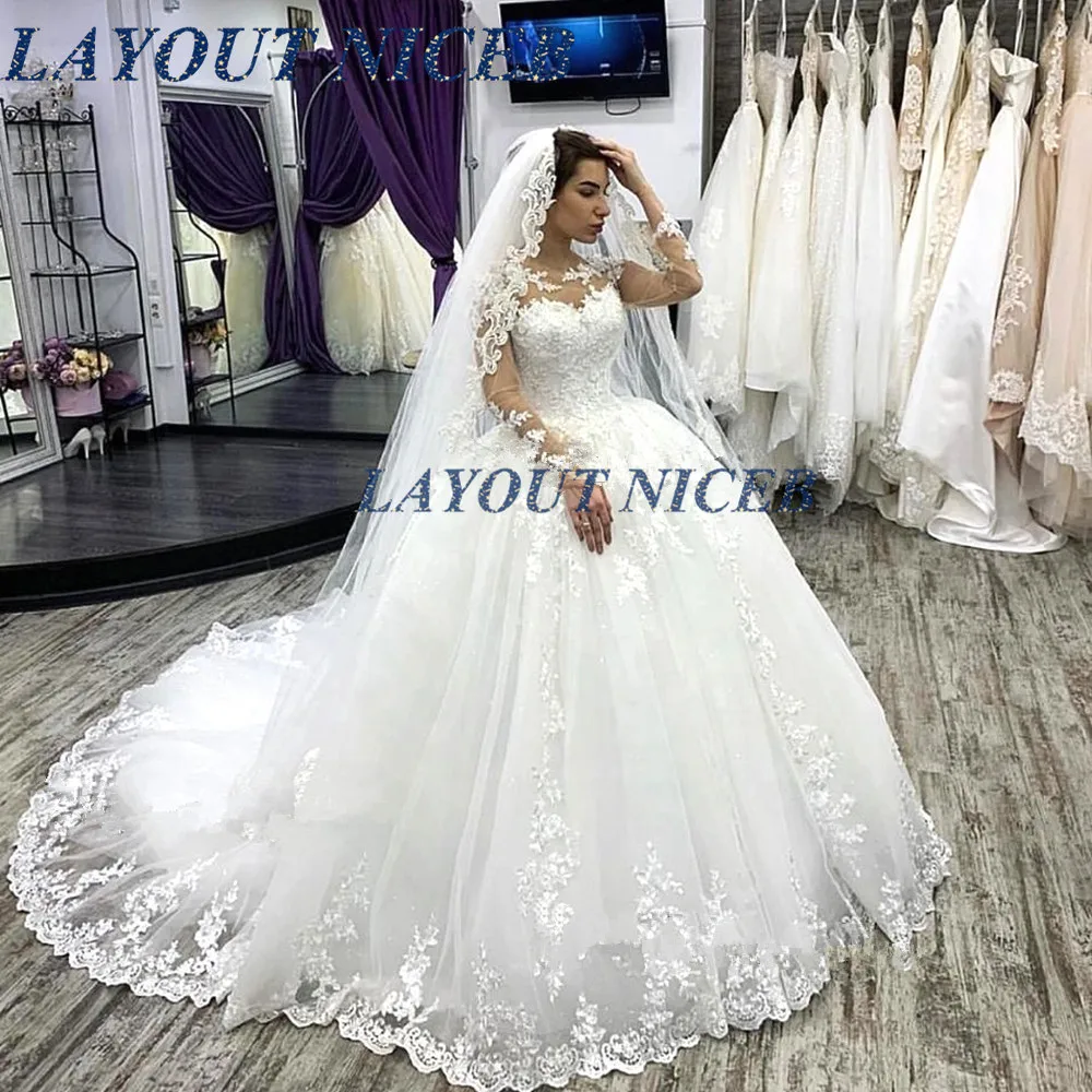

Elegant Long Sleeves Plus Size Wedding Dress White Robe De Mariee 2019 Appliques Lace Bridal Gowns Vestido De Novias