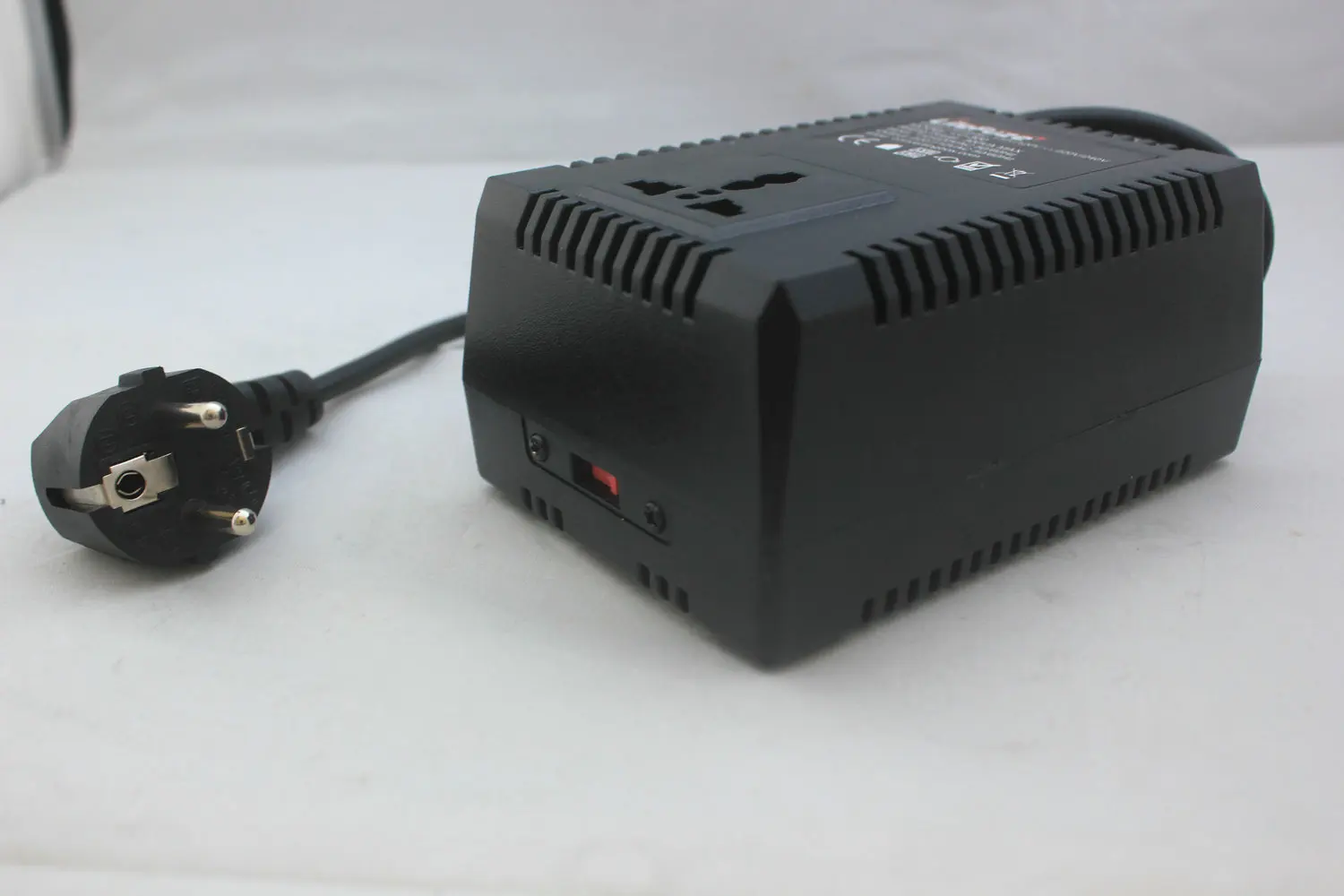LC-300-EU 300Watt AC110/220 Step Up/Down Transformer Travel Voltage Converter with Europe Cord Light Weight Toroid Winding | Обустройство