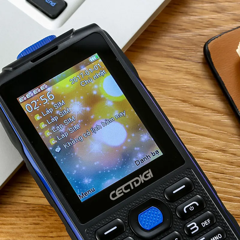 Quad SIM оригинальный cectdigi C4 4 sim-карт ожидания телефон power bank GSM GPRS фонарик bluetooth fm