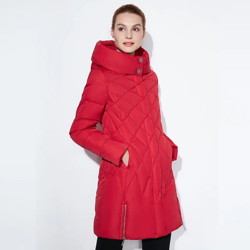 Snowclassic Женская зимняя куртка Тонкий Короткая парка капюшоном пальто Роскошные верхняя одежда Аргайл Однотонная курточка женские ботфорты зимние куртки - Цвет: red