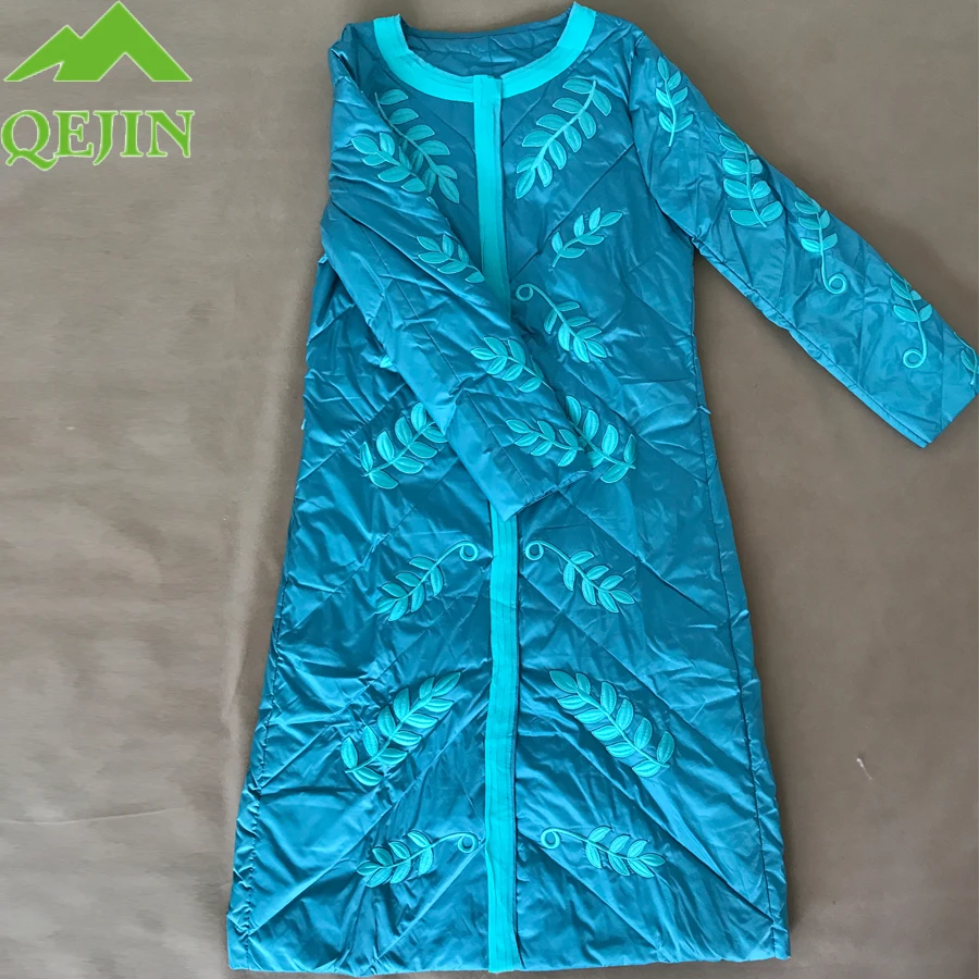 Парка женская на утином пуху с вышивкой листьев тонкая теплая длинная зимняя 2017 |