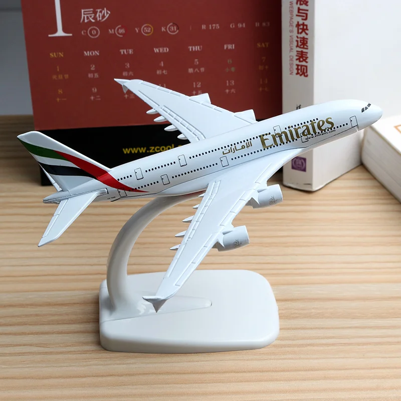 16 см сплав модель самолета Lufthansa Thai Emirates A380 Медвежонок A320 Израиль ОАЭ B777 Бразилия GOL Boeing 737