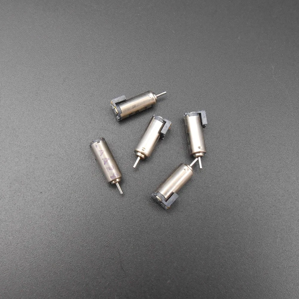 20шт х DC 3-5 V моторы DC3V 3,7 V 5 V Миниатюрный Микро Мотор 20000 ОБ/мин 20mA 0,6g = 0,7 мм 20000 RPM 20 шт./лот 0,6 г* FD046X20