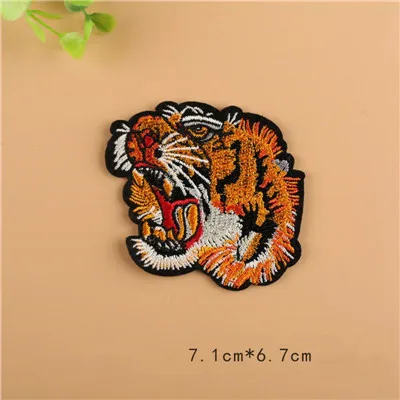 Tiger B 1 шт. модные дешевые нашивки с вышивкой тигра железная аппликация мотоциклетные байкерские джинсы нашивки для одежды - Цвет: Tiger B