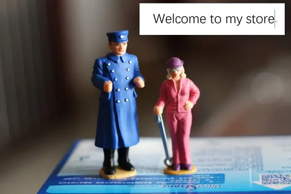 

pvc figure policeman+woman doll ornaments