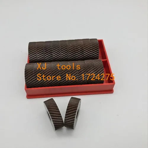 

2PCS High Speed Steel 0.6mm/0.8mm/1.0mm/1.2mm/1.5mm/1.8mm/2.0mm Pitch Tool Diagonal Coarse Knurl Wheel Knurling Roller