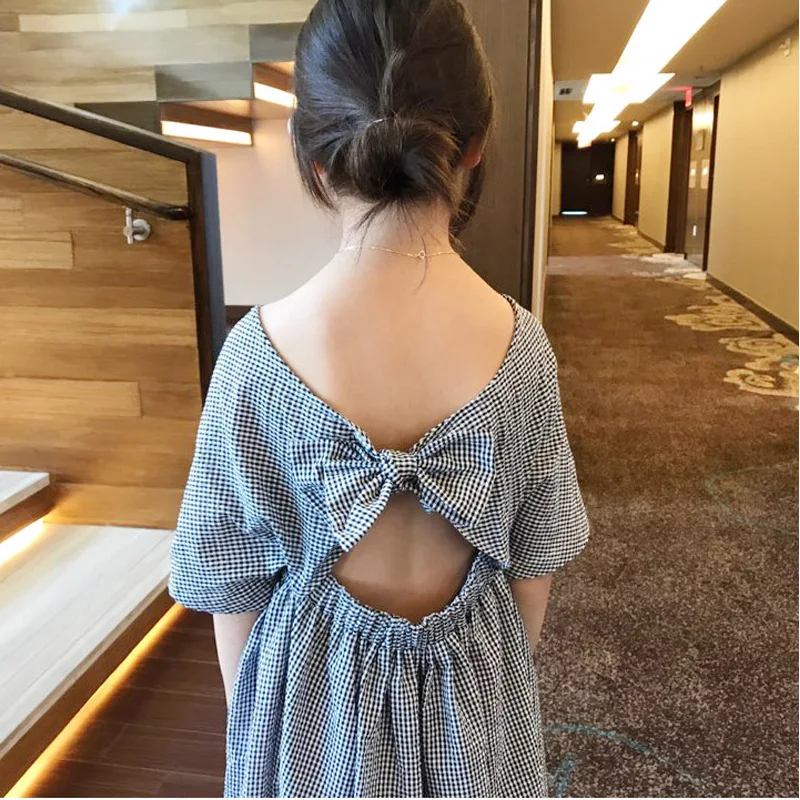 Длинное клетчатое платье с короткими рукавами для девочек открытой спиной и