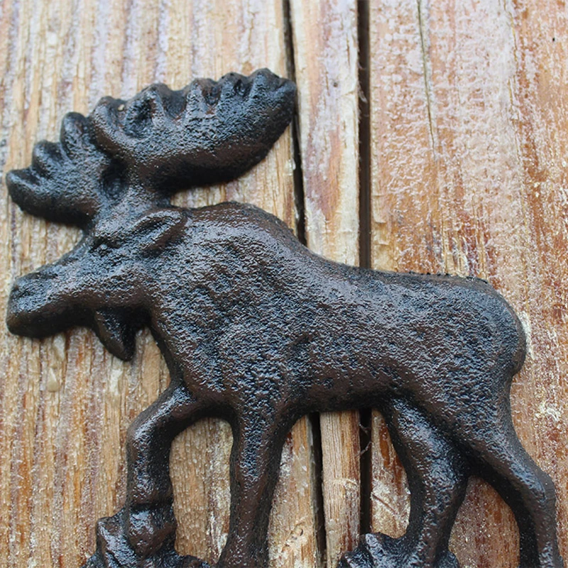 Vintage Reindeer Walking On Lawn Cast Iron Wall Hook With Two Hangers European Home Garden Decor Xmas Metal Hooks | Дом и сад