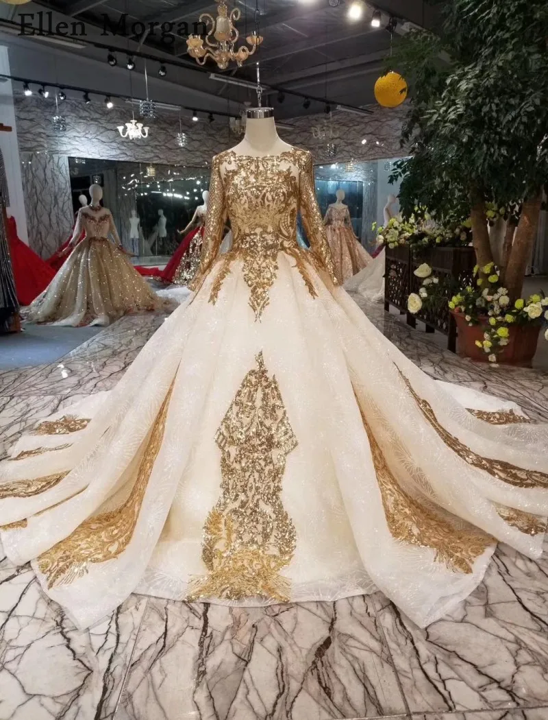 Elegant Long Sleeves Wedding Dresses with Gold Lace Puffy Boat Neck Chapel Train Corset Luxury Princess Vintage Bridal Gowns