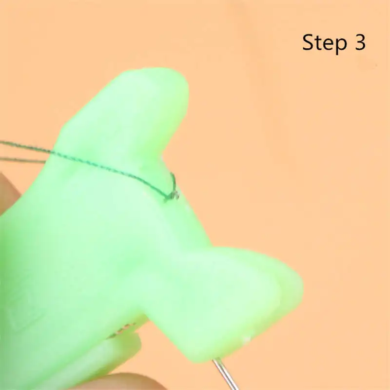 Автоматический считыватель игл для шитья пластиковый случайного цвета 2 шт.