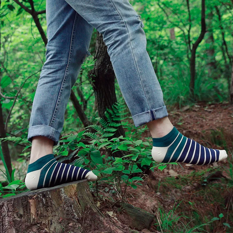 10 Пар/лот Мужские носки полосой pattern дезодорант мужчины цвет полосы мелкая рот