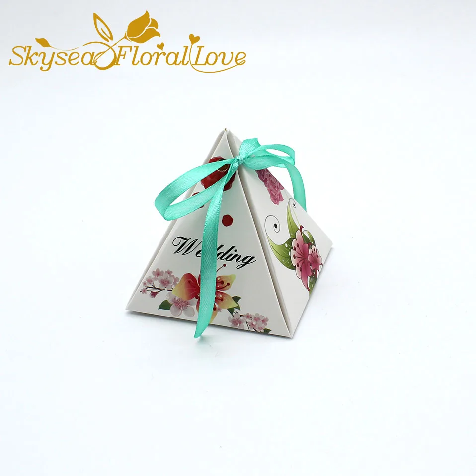 cheap white model Свадебная коробка для конфет, Подарочная коробка, Цветочная лента, коробка в виде пирамиды, Подарочная коробка, бумажный пакет, свадебные подарки для гостей, свадебное украшение, 50 шт./лот - Цвет: cheap white model