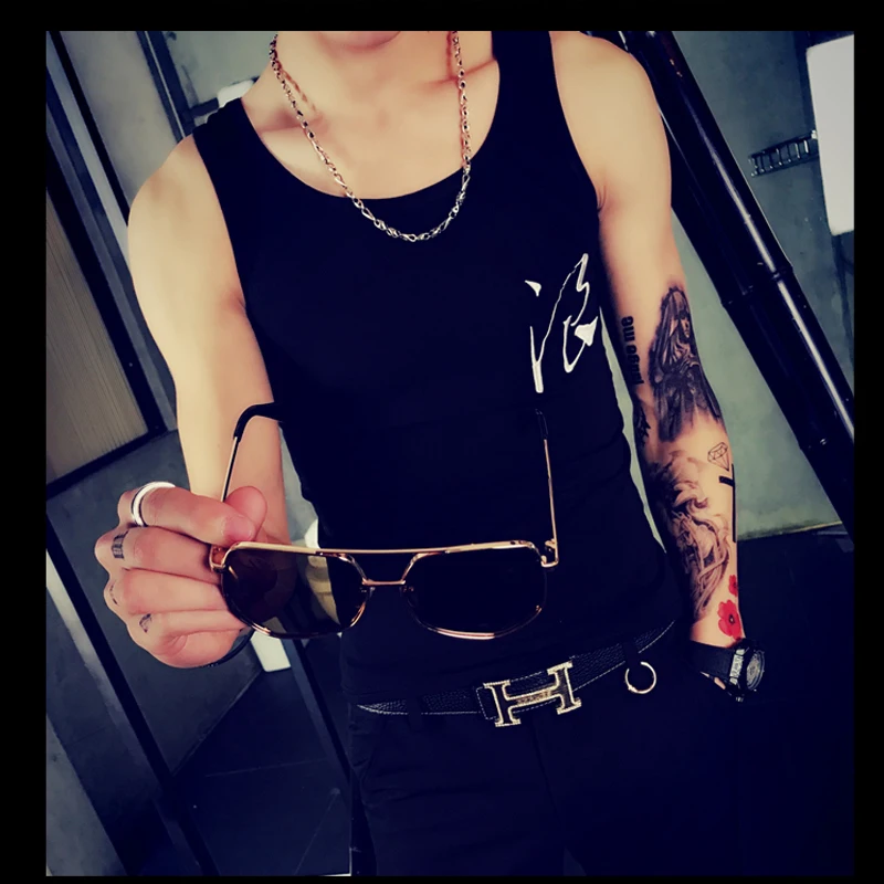 Очень красивый летний 2009 мужской жилет мужская одежда модный тренд Мужская