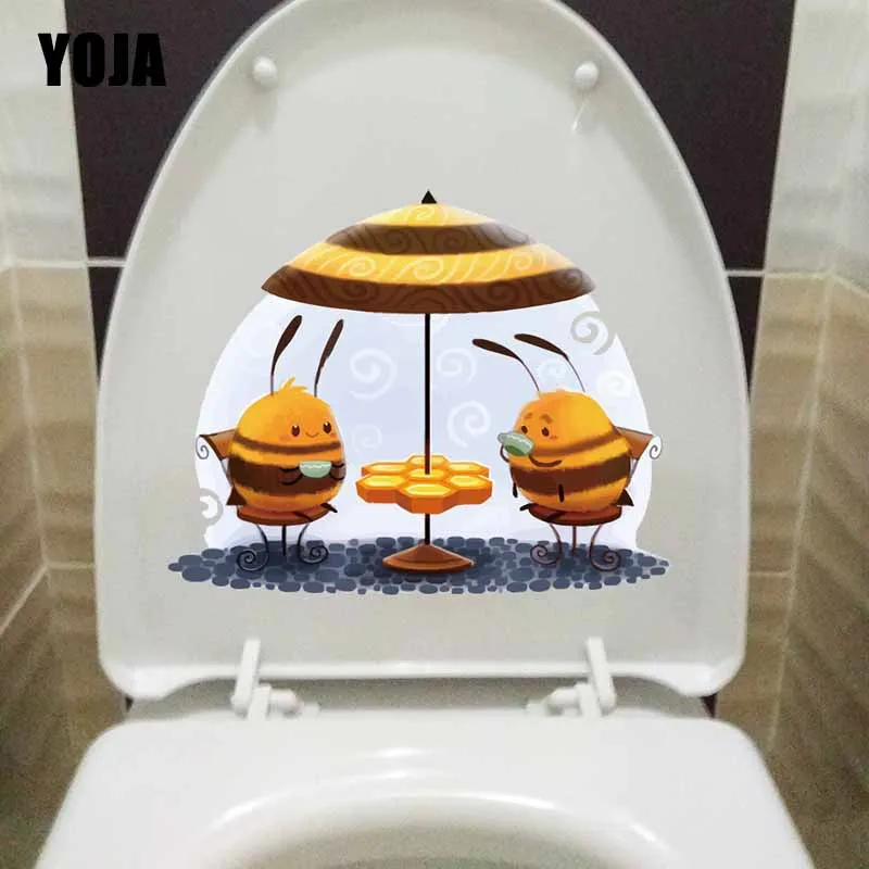 

YOJA 23.2X18.7CM Modern Art Bedroom Home Decor Wall Sticker Home Decor Two Funny Bee Cartoon T5-0948