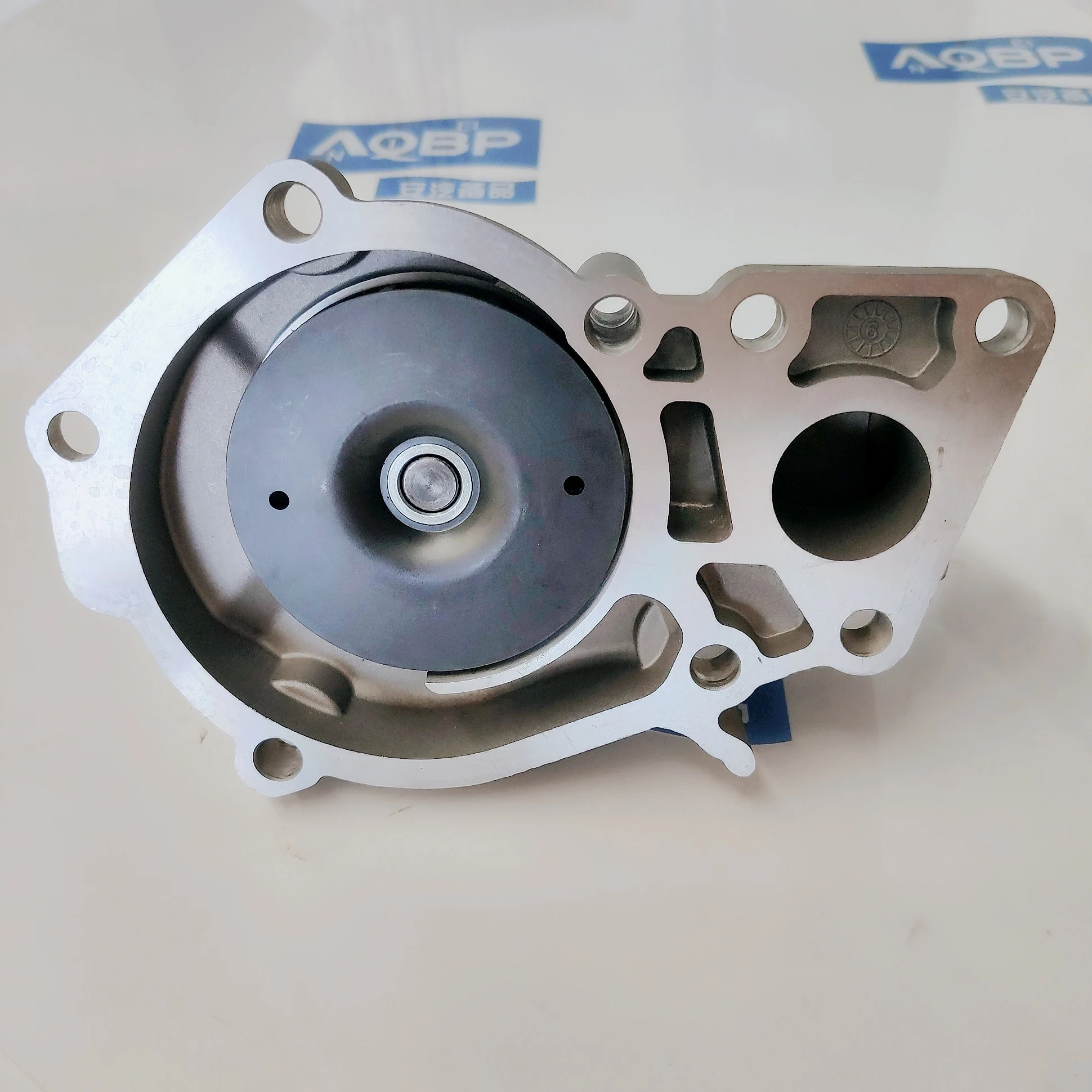 Автозапчасти номер OE 1027110GC для Refine2.4 2,0 водяной насос