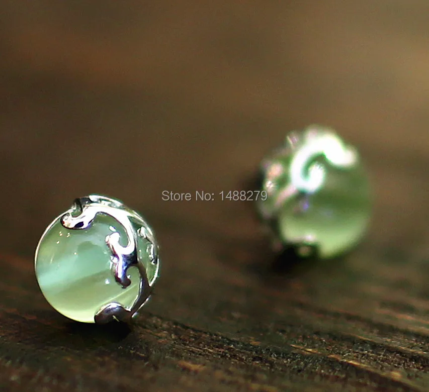 Женские винтажные серьги гвоздики с натуральным зеленым опалом в стиле ретро