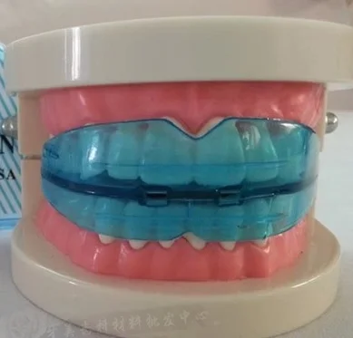 Качественные невидимые ортодонтические скобы для ухода за зубами коррекция