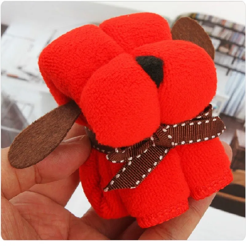 

200pcs Creative wedding favor small dog puppy towel ideal Christmas birthday gift with gift box 20*20CM