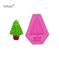 gadgets christmas tree gifts rubber soft food safety molds clay fudge chocolate cake mold