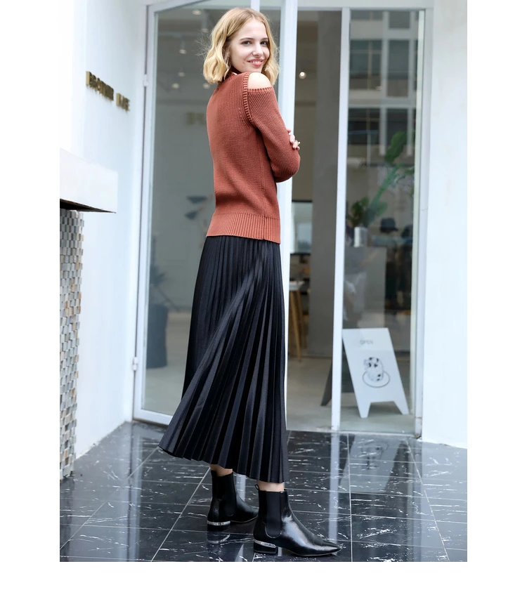 Amii Minimalist Women Autumn Sweater Chic Cotton Shoulder Exposed Hollow Female Pullovers Sweaters Joker Sweater