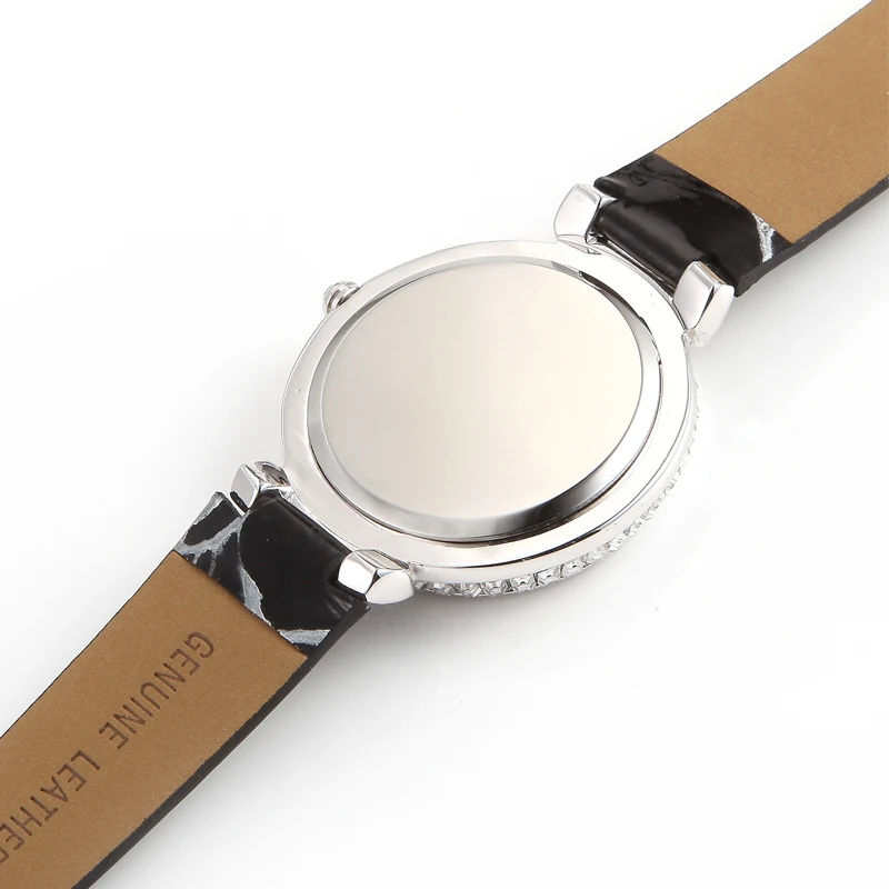 Женские часы модные новые женские со стразами и бриллиантами с кожаным ремешком