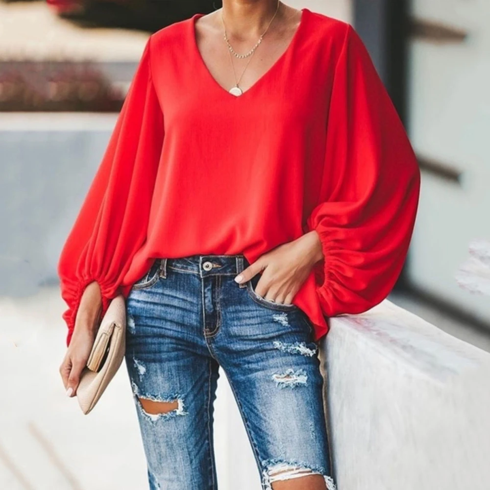Женская блузка с рукавом-фонариком V-образным вырезом | одежда