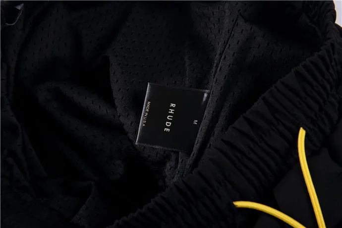 RHUDE Rh лого Шорты купальные Новое поступление мужские свободные шорты с принтом RHUDE самостоятельно нейлоновая подкладка полиэстер сетка шнурок молния короткие