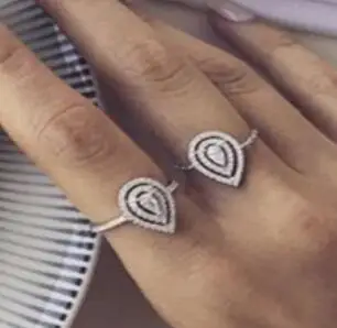 

AAA cubic zirconia sparing bling tear drop cubic zirconia chain ring simple fashion jewelry