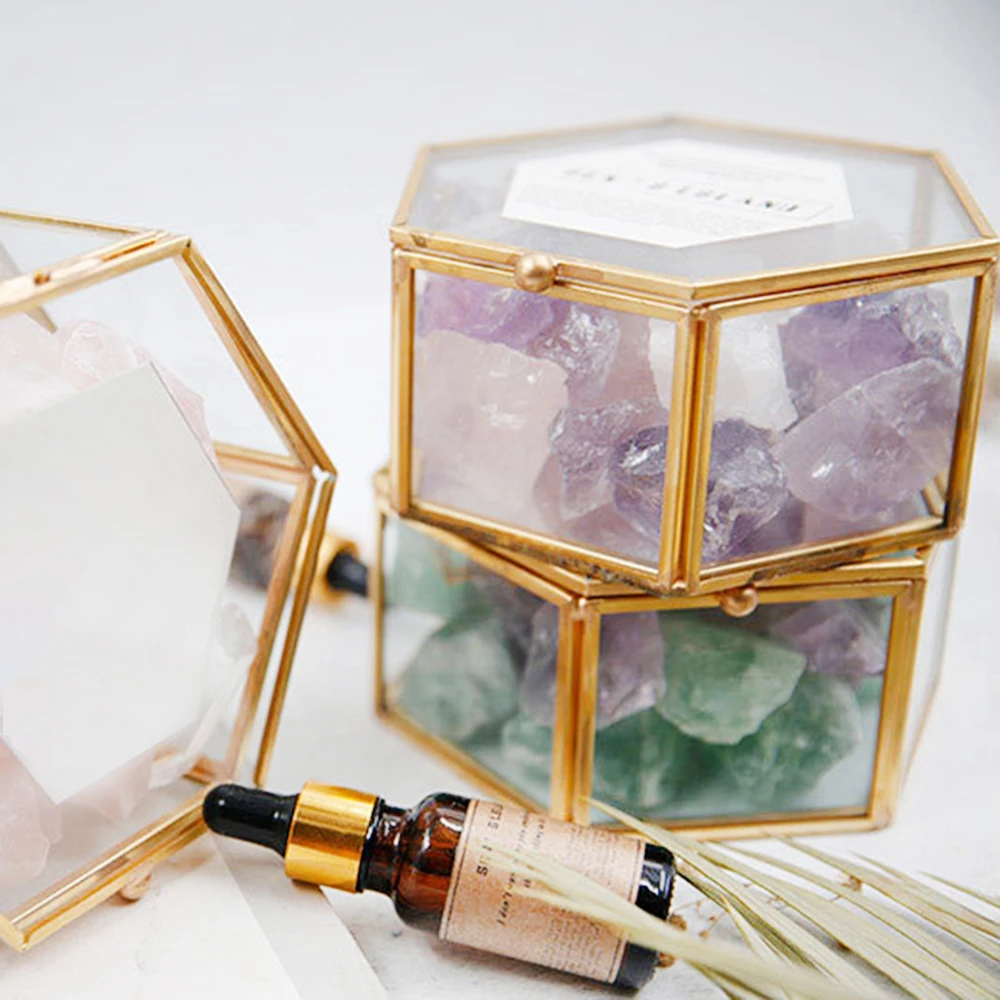 

Natural Raw Quartz Crystal Rough Stone Metal glass pentagonal Box Soothe Spirit Purifying Air Healing Crystal Stone Home Decora