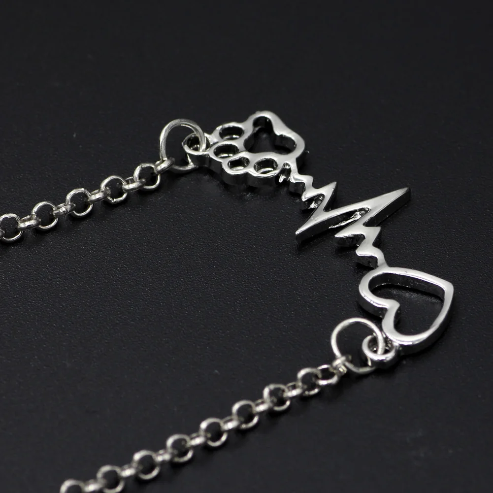 Животные любят кошек и собак лапы сердцебиение сердца ожерелья подвески