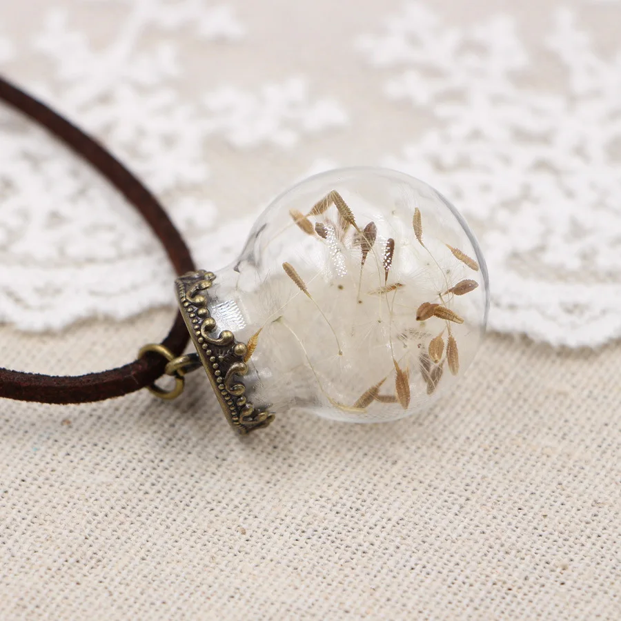 Женское ожерелье ручной работы прозрачное с подвеской в виде сухоцветов