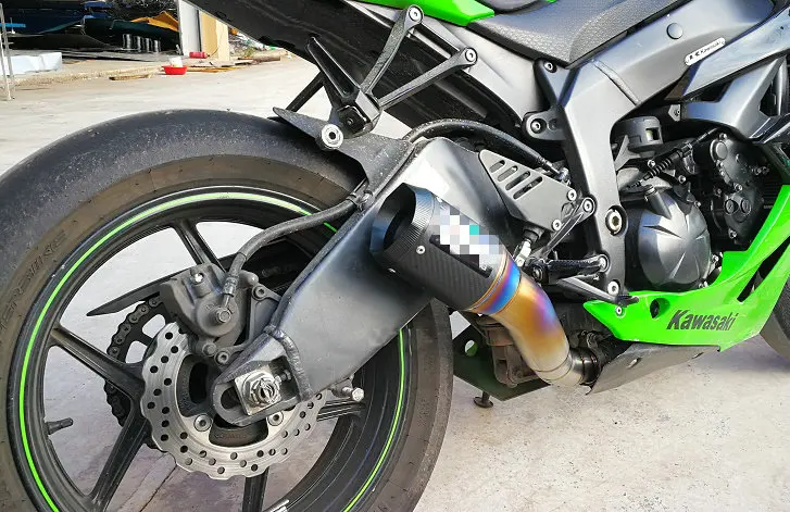 Титан выхлопной трубы для KAWASAKI ZX6R из углеродного волокна глушитель, без шнуровки для побега ZX6R на 2010 год к